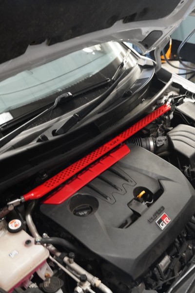 DOMSTREBE YARIS GR GEN1